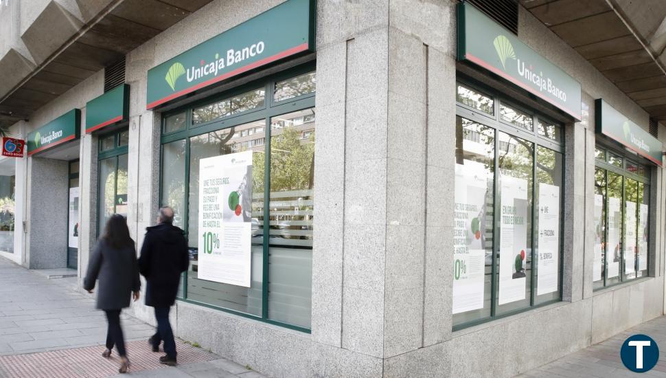 Alrededor de 220 empleados de Unicaja Banco acogidos al ERE saldrán voluntariamente de la entidad en junio   