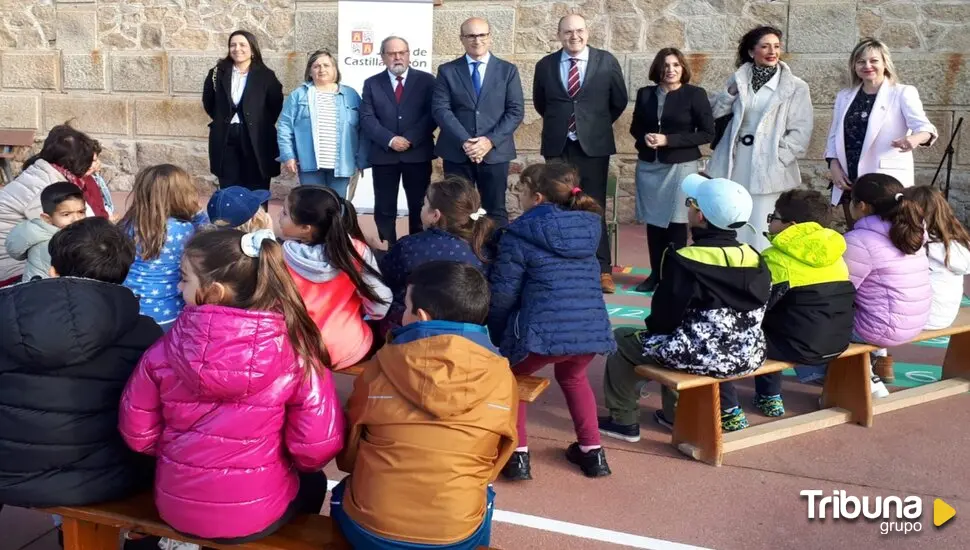 El colegio de Fermoselle celebra un siglo con una exaltación de la escuela rural