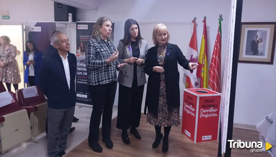 Cruz Roja recibe 443.000 euros de la Junta para la inclusión sociolaboral de jóvenes y colectivos en riesgo 