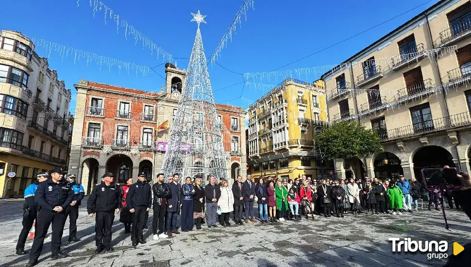 Llamamiento a luchar juntos contra la violencia de género: El acto institucional por el 25N en Zamora