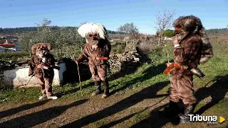 Zamora celebra las mascaradas con personajes estrafalarios y diabólicos en varios pueblos de la provincia