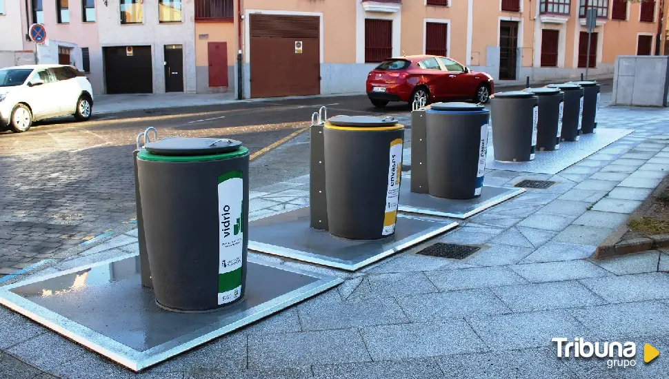 En funcionamiento los nuevos contenedores soterrados en esta plaza del barrio de La Lana en Zamora