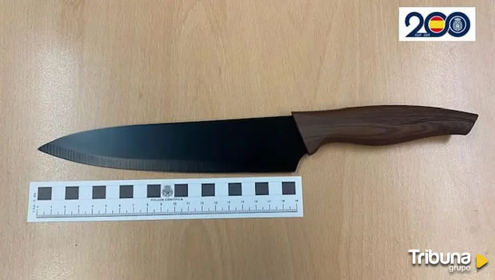 Dos detenidos tras un atraco en el que amenazaron con un cuchillo al empleado de un salón de juegos de Zamora